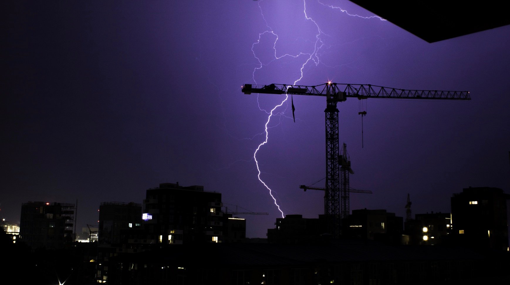 LIghtning