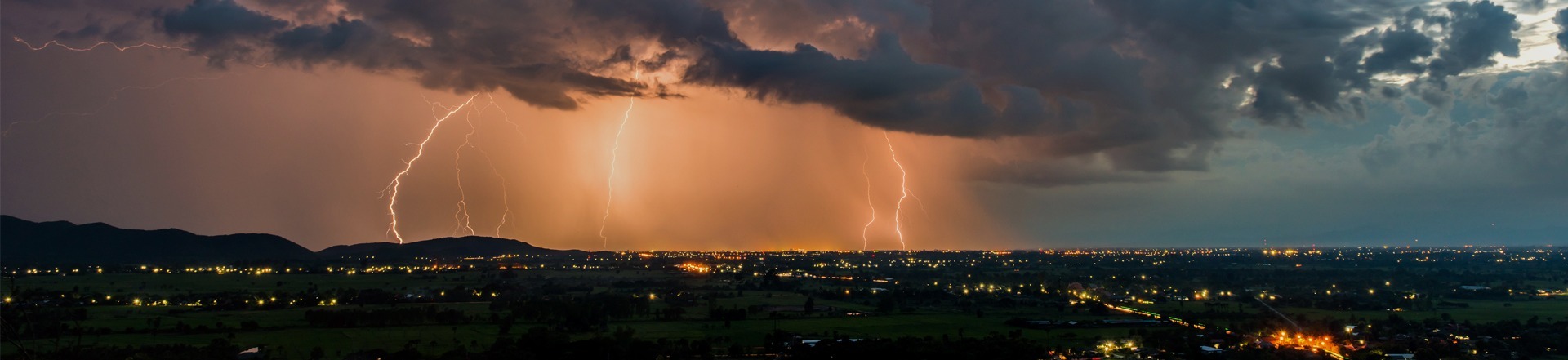 lightning-hero-img