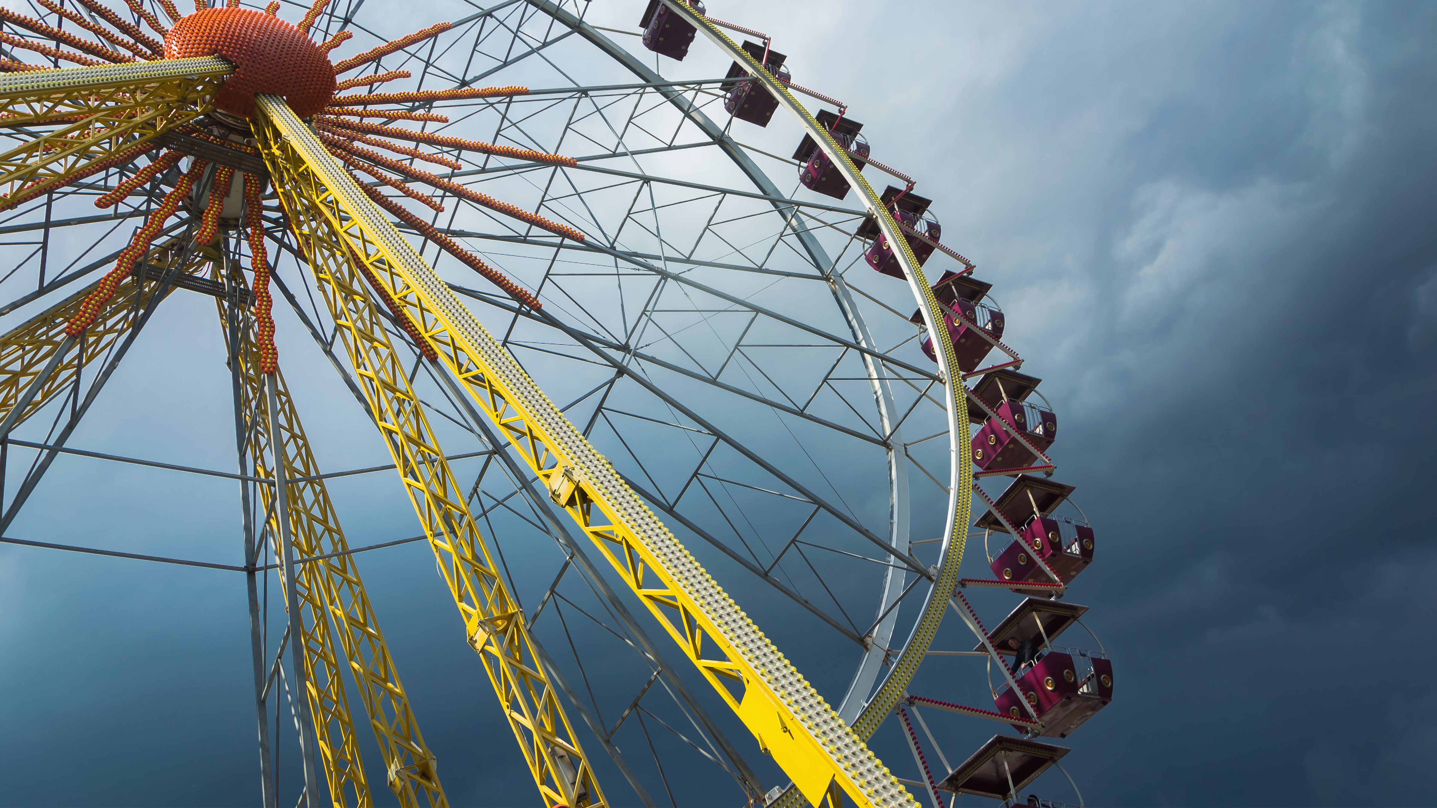 Severe Storms: The impact of safety and cost on amusement parks