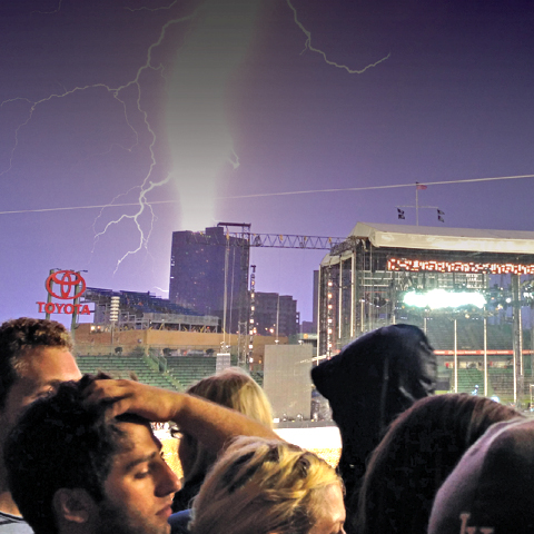 Lightning strike near Pearl Jam concert